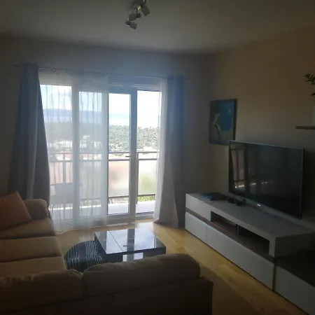 Apartment Karlo