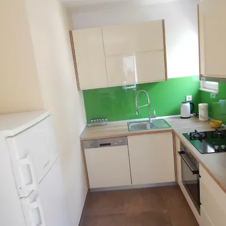 Apartment Karlo *