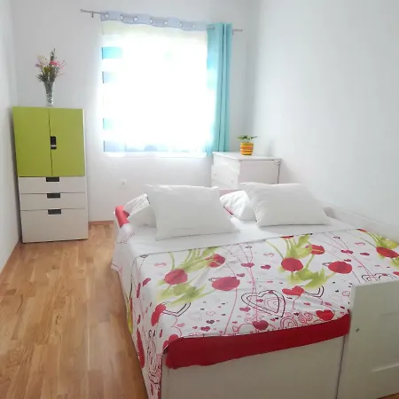 Karlo 마카르스카